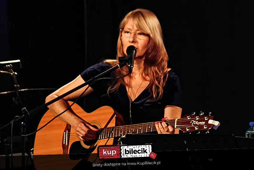 Joanna Mioduchowska w Tawernie Keja