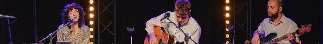 Dołącz do niezwykłej muzycznej podróży z zespołem Ponad Chmurami!