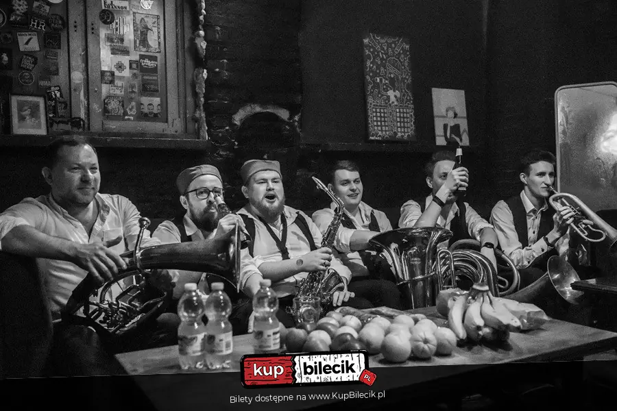 Śladami Bregovicia. Koncert - Urwani z Wesela