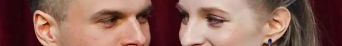 Spektakl muzyczny grany przez aktorów teatru STU i teatru Szczęście z Krakowa