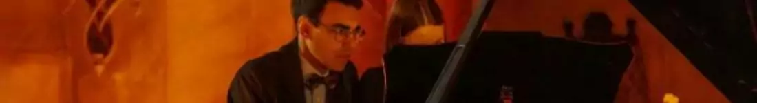 Koncert wśród kwiatów i świec: Ludovico Einaudi, Yann Tiersen and Philip Glass