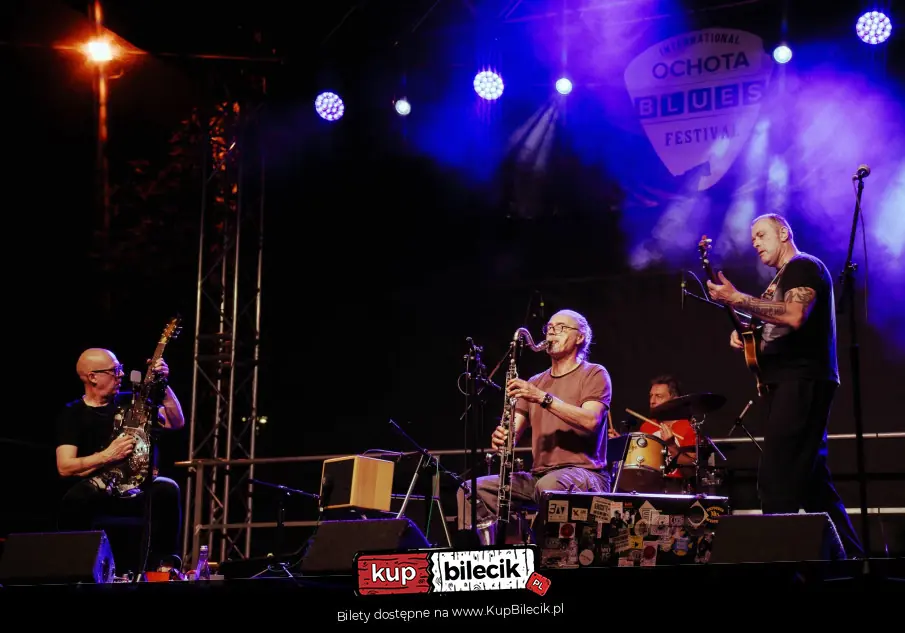 PUHOVSKY.4 feat. MAZZOLL-GOS-TYMAŃSKI